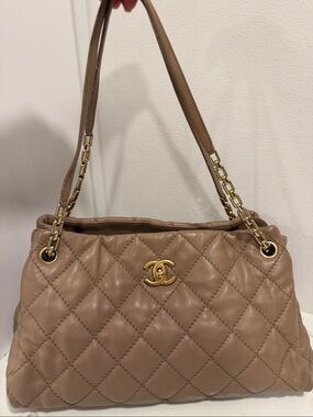 Chanel Quilted Leather Shoulder Bag